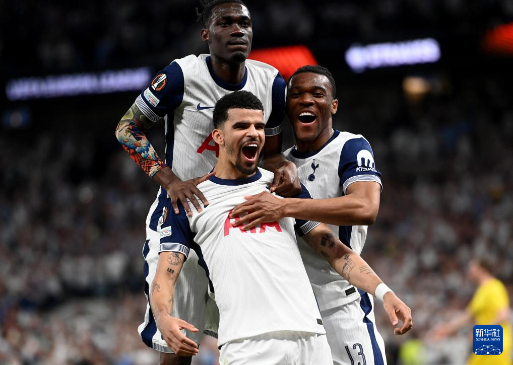 西媒：安切洛蒂确定与巴西队续约到2030年，双方只差签字（西媒：安切洛蒂与巴西队续约至2030年已达成一致，仅剩签约流程）