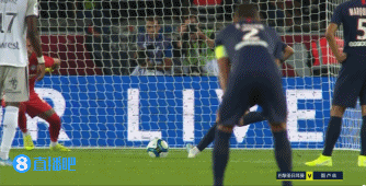 韩鹏：我是否留任是由俱乐部考虑，瓦科在我们心里已是金靴（韩鹏：去留由俱乐部决定，瓦科在我们心中已是金靴）