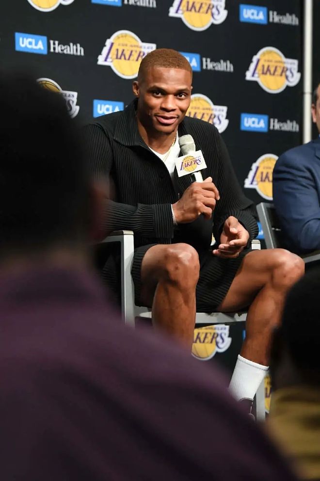 拉莫斯：我与河南队的合同12月到期，俱乐部想要与我续约（拉莫斯：与河南队合同12月到期，俱乐部有意续约）