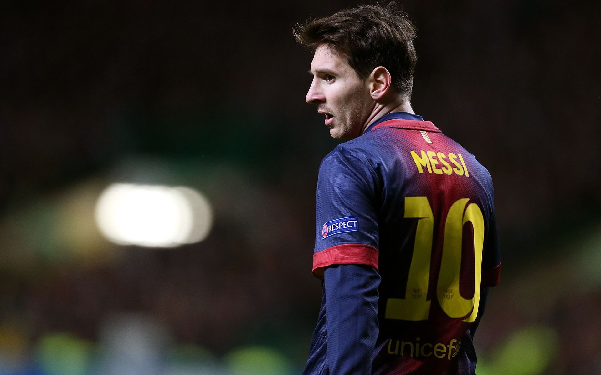 中国U17vs孟加拉国首发：邝兆镭领衔，万项、帅惟浩出战（中国U17战孟加拉国首发出炉：邝兆镭领衔，万项、帅惟浩先发）