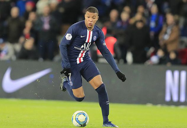 官方：本-戴维斯等3人因伤退出威尔士队大名单（威尔士队官宣：本-戴维斯与另外两人因伤无缘本期名单）