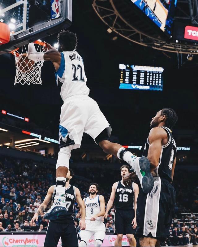 2025意大利足球盛典评最佳阵：劳塔罗领衔，国米5人入选（2025意大利足球盛典最佳阵出炉：劳塔罗压阵，国米五将入选）