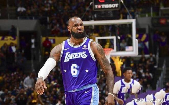 阿隆索曾在瓜帅手下出场79次，师徒二人迎来执教生涯首次交锋（昔日弟子阿隆索曾在瓜帅麾下出战79场，师徒首次以主帅身份对决）