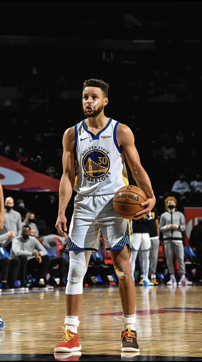 鹈鹕vs马刺前瞻：鹈鹕状态低迷，福克斯带队力争三杀对手（鹈鹕vs马刺前瞻：鹈鹕近况低迷，福克斯率队冲击对手三连杀）