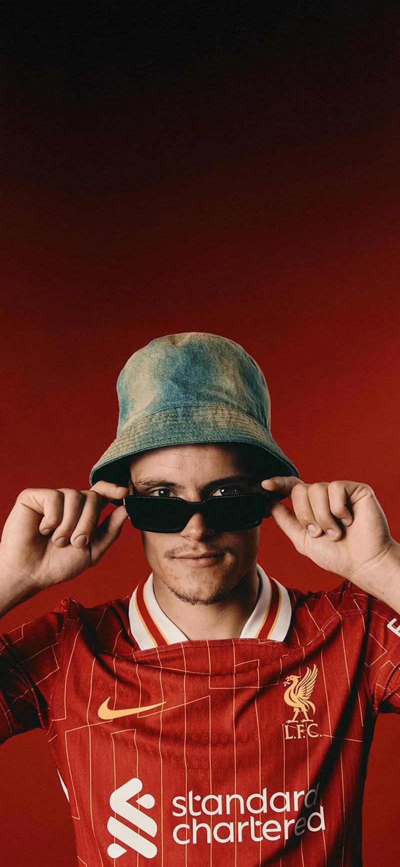 萨里：我们赢米兰是合理的；因西涅就像我儿子，俱乐部会决定（萨里：战胜米兰合情合理；因西涅像我儿子，去留由俱乐部定夺）